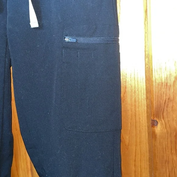 Zomora black fig scrub pants size XS doctors nurse scrub pants work wear women’s - Picture 4 of 10